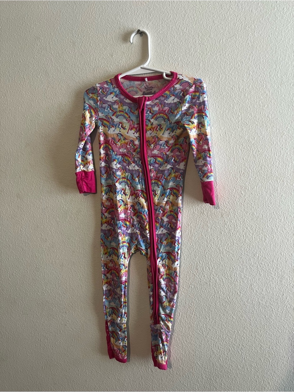 Posh Peanut Lisa Frank 12-18 Print Girls Zipper Footed One-Piece Pajama - Pink